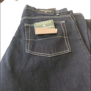 New mens jeans size 38x32 baggy fit